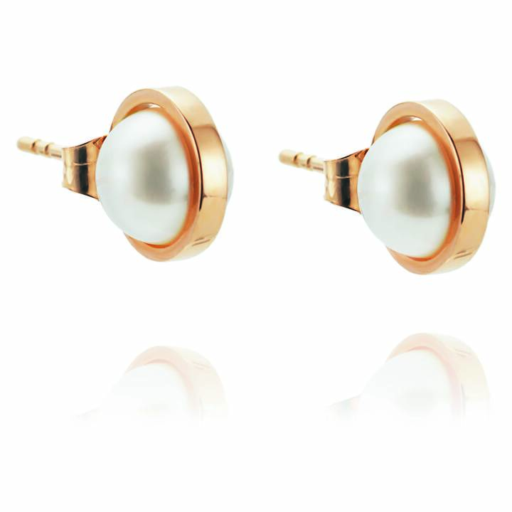 Day Pearl Boucle d'oreille Or dans le groupe Boucles d'oreilles / Boucles d'oreilles à perles chez SCANDINAVIAN JEWELRY DESIGN (12-101-00591-0000)
