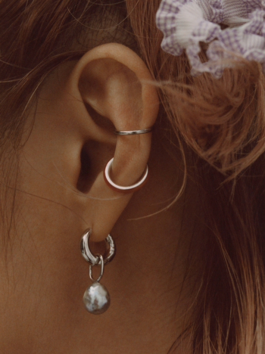 Twin Mini Ear Cuff Silver dans le groupe Boucles d'oreilles / Boucles d'oreilles en argent chez SCANDINAVIAN JEWELRY DESIGN (200113)