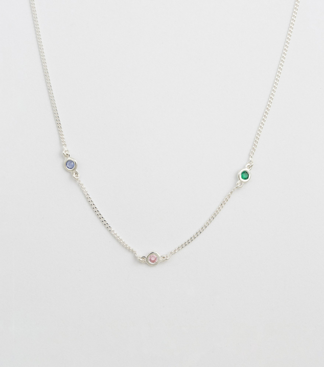 Treasure Shimmer Necklace Silver Multi dans le groupe Collier / Collier en argent chez SCANDINAVIAN JEWELRY DESIGN (NS1355MU)