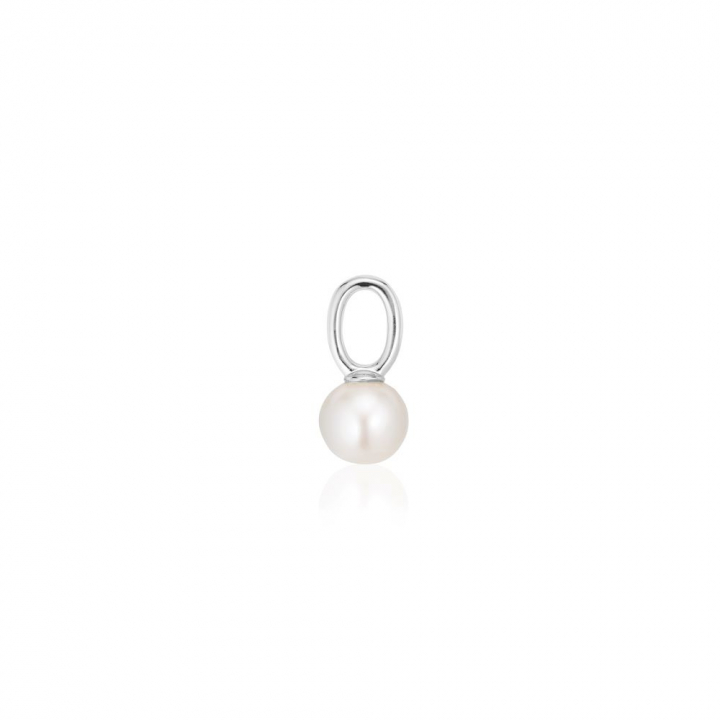 Charm Perla Uno  - med sötvattenpärla Hoop  dans le groupe Boucles d'oreilles / Boucles d'oreilles à perles chez SCANDINAVIAN JEWELRY DESIGN (SJ-CH2378-P)